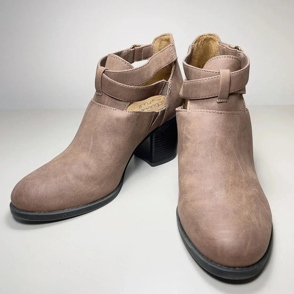 SOUL NATURALIZER | TAN TOBI STRAPY BOOTIE - Picture 14 of 15